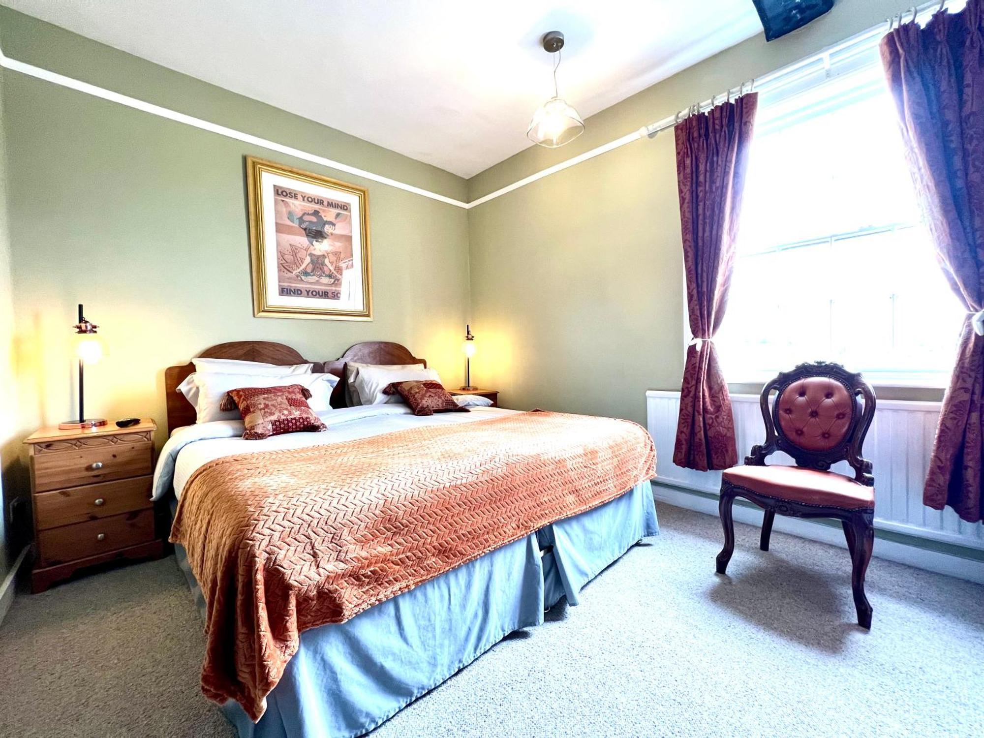 Colthrop Manor B&B ทัตแชม ภายนอก รูปภาพ