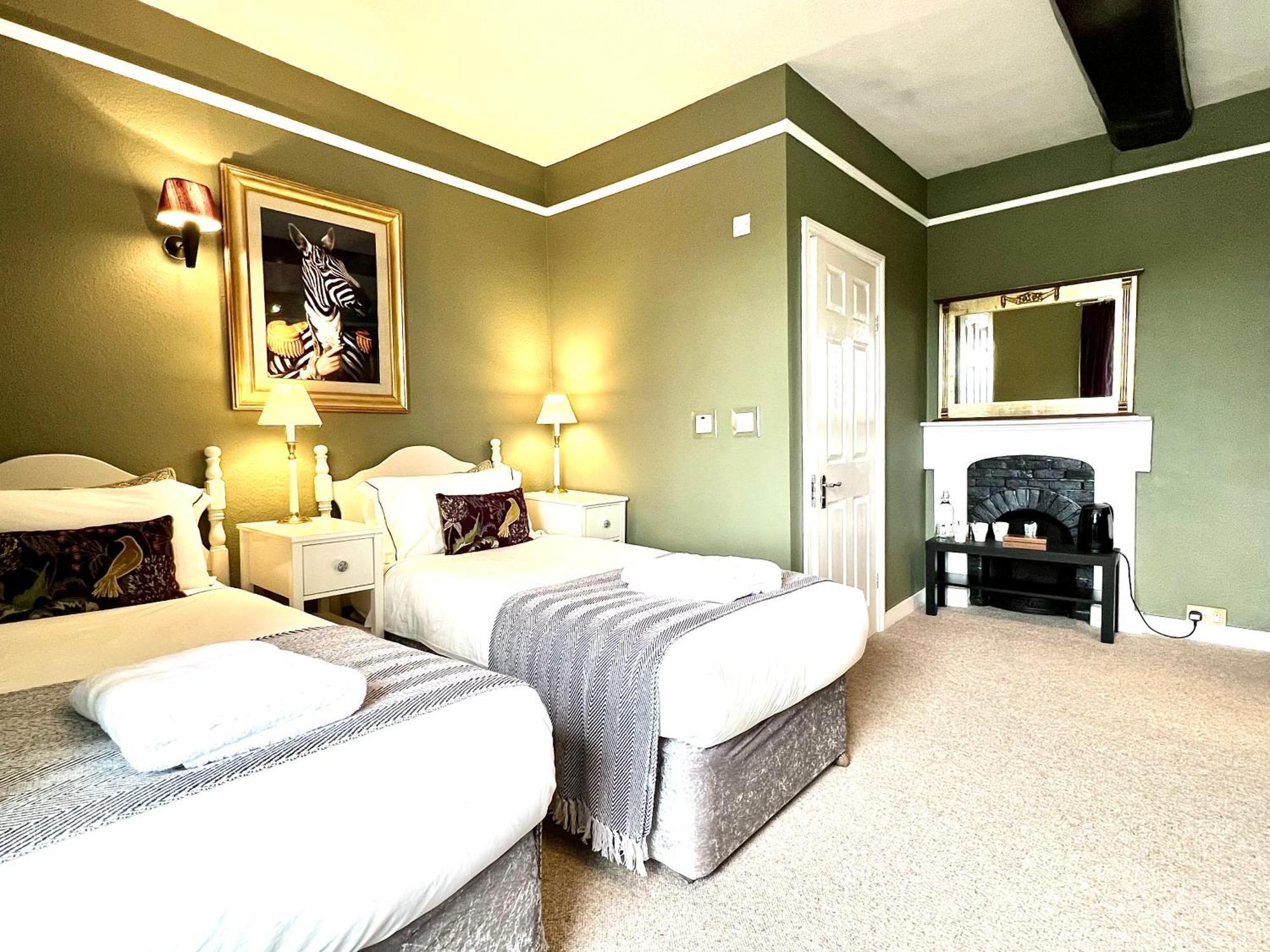 Colthrop Manor B&B ทัตแชม ภายนอก รูปภาพ