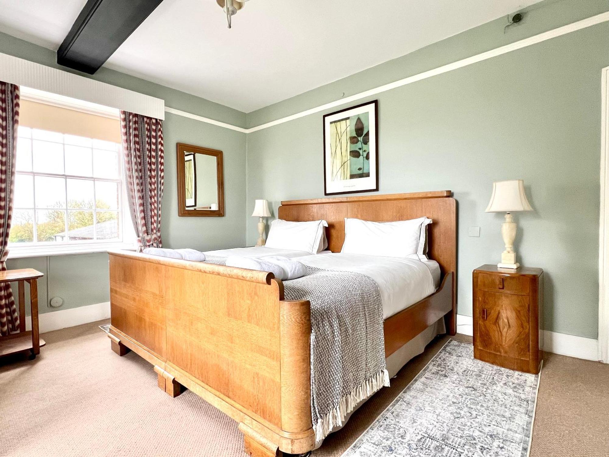 Colthrop Manor B&B ทัตแชม ภายนอก รูปภาพ